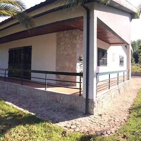 Casa De Moure Holiday home *